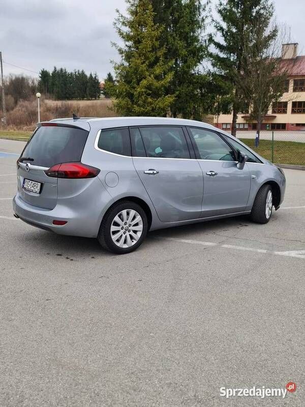 Szary Używany 2012 Opel Zafira Minivan | 19 900 zł (Dobra cena) - Obraz 1/4