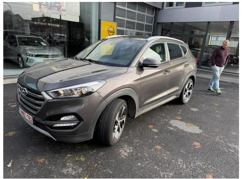 Używany Hyundai Tucson 116 KM (85 kW) 2016 Brązowy SUV