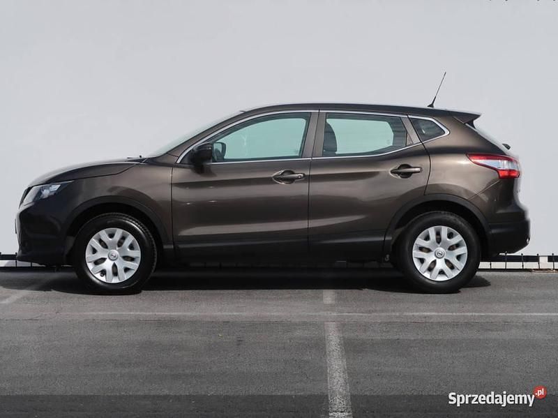 Używany Nissan Qashqai 2015 Brązowy SUV