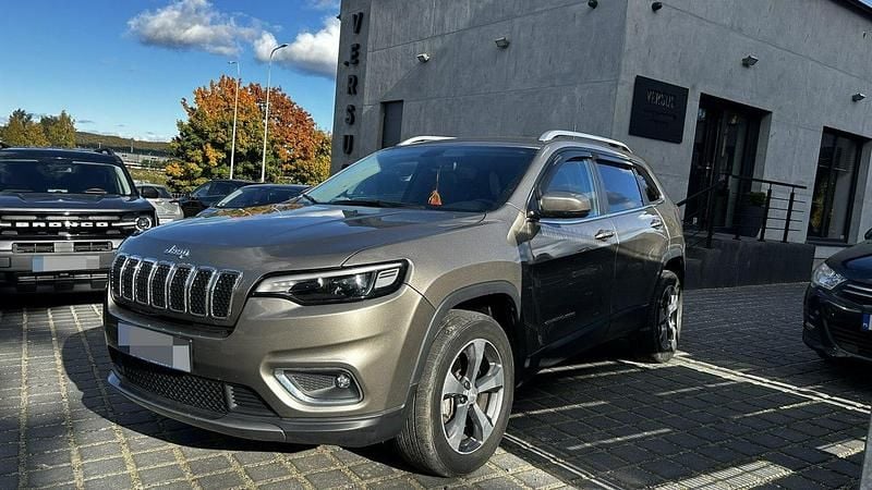 Szary (metalik) Używany 2019 Jeep Cherokee SUV | 69 000 zł (Super Cena) - Obraz 1/4