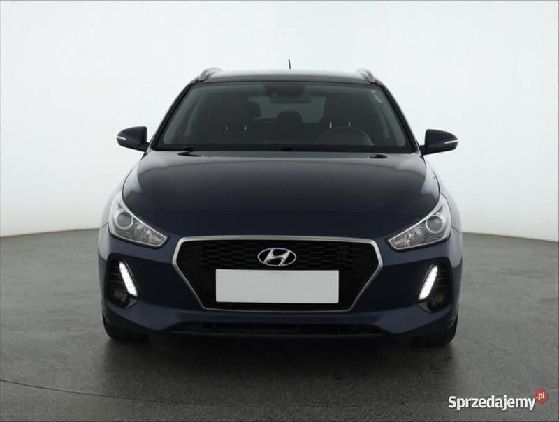 Niebieski Używany 2017 Hyundai i30 Kombi | 45 499 zł (Uczciwa cena) - Obraz 1/4