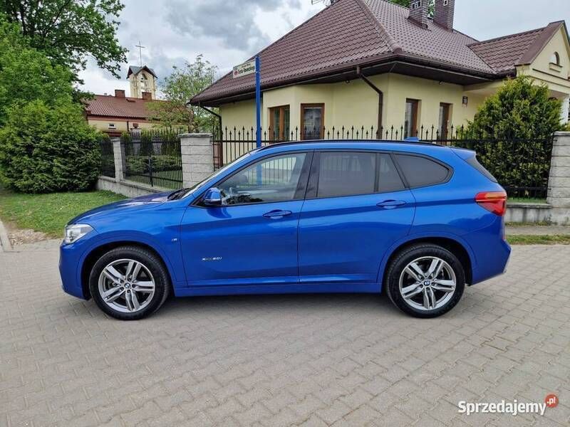 Używany BMW X1 Shadowline 470 KM (345 kW) 2017 Niebieski SUV