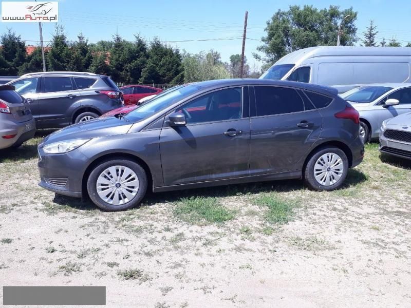 Używany Ford Focus Trend+ 150 KM (110 kW) 2017 Szary (metalik) Sedan/Limuzyna
