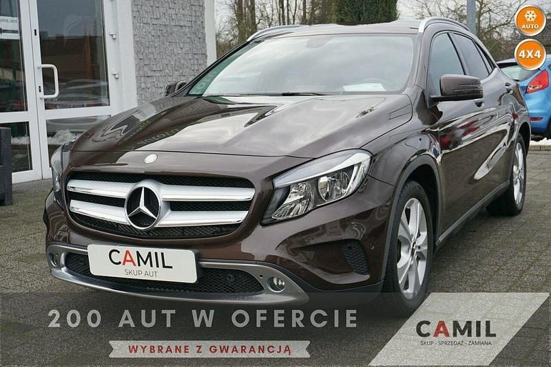 Brązowobeżowy Używany 2015 Mercedes GLA250 SUV | 69 000 zł - Obraz 1/3