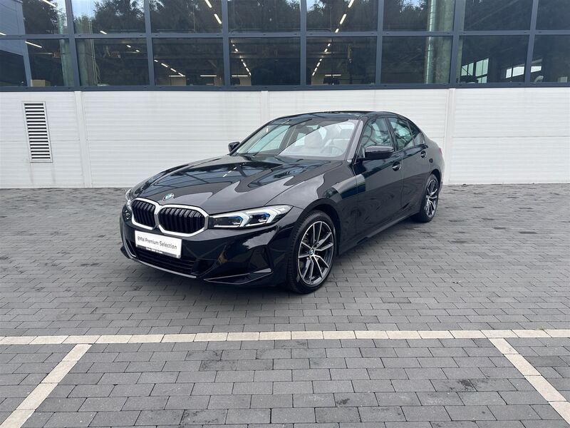 Czarny szafir metalizowany Używany 2023 BMW 318 Comfort Edition Sedan/Limuzyna | 175 900 zł (Drogi) - Obraz 1/4