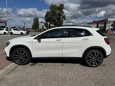 Biały Używany 2018 Mercedes A220 SUV | 88 700 zł (Drogi) - Obraz 1/4