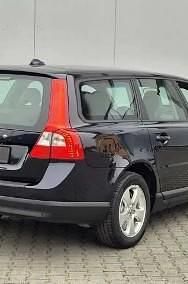 Używany Volvo V70 145 KM (106 kW) 2009 Czarny Kombi