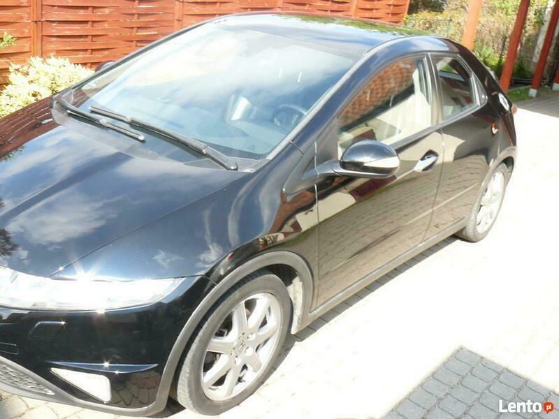 Czarny Używany 2007 Honda Civic Hatchback | 15 500 zł (Uczciwa cena) - Obraz 1/4