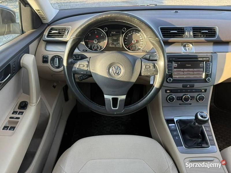 Używany VW Passat 140 KM (102 kW) 2012 Brązowy Kombi