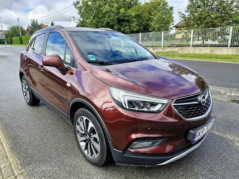 Bordowy (metalik) Używany 2017 Opel Mokka SUV | 58 990 zł (Uczciwa cena) - Obraz 1/4