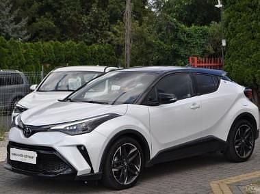 Biały Używany 2022 Toyota C-HR SUV | 111 500 zł (Uczciwa cena) - Obraz 1/4