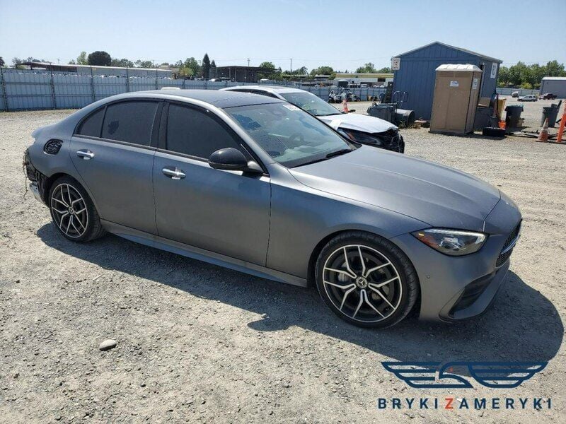 Szary Używany 2023 Mercedes C300 Sedan/Limuzyna | 124 480 zł - Obraz 1/3