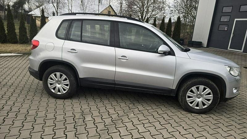 Używany VW Tiguan 150 KM (110 kW) 2010 Srebrny SUV