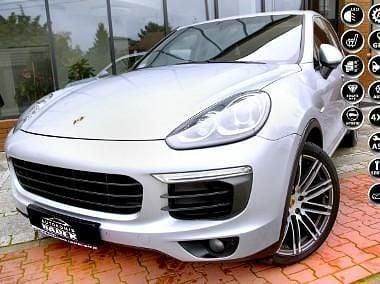 Srebrny Używany 2015 Porsche Cayenne SUV | 91 900 zł - Obraz 1/4