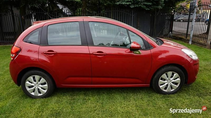 Używany Citroën C3 93 KM (68 kW) 2010 Bordowy Hatchback