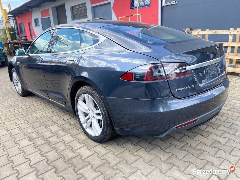 Używany 2015 Tesla Model S Standard Range Sedan/Limuzyna | 55 350 zł - Obraz 1/4