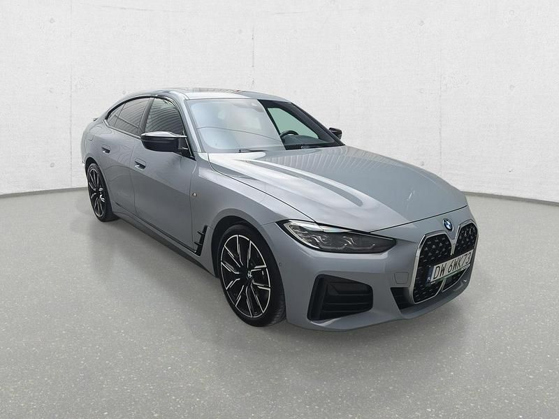Szary Używany 2022 BMW 420 Hatchback | 102 000 zł (Uczciwa cena) - Obraz 1/4