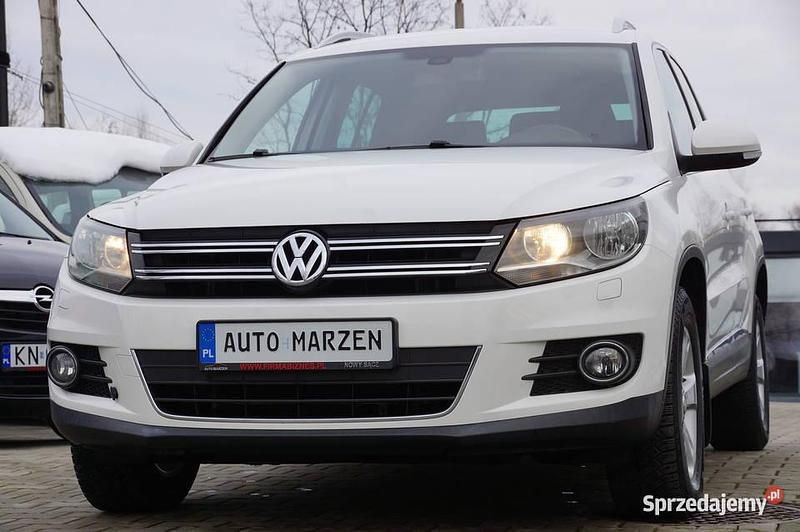Biały Używany 2012 VW Tiguan SUV | 36 700 zł (Uczciwa cena) - Obraz 1/4