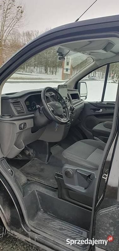 Używany Ford Transit Custom 131 KM (96 kW) 2018 Czarny Minivan