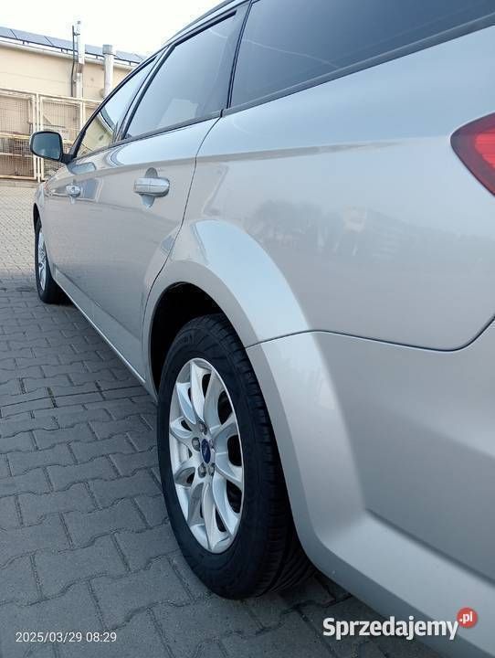 Używany 2008 Ford Mondeo | 17 500 zł (Uczciwa cena) - Obraz 1/4