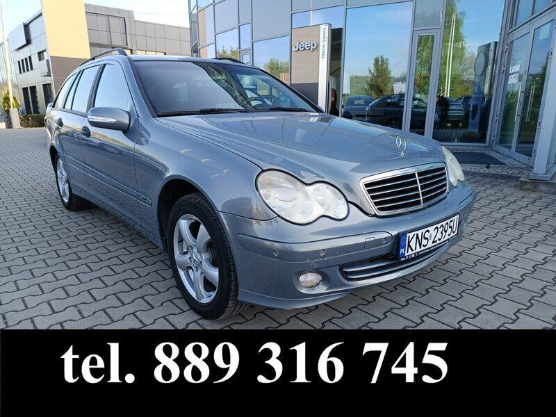 Niebieski Używany 2005 Mercedes C180 Kombi | 13 900 zł (Uczciwa cena) - Obraz 1/4