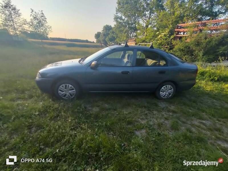 Używany Mitsubishi Carisma 1997 Niebieski Sedan/Limuzyna