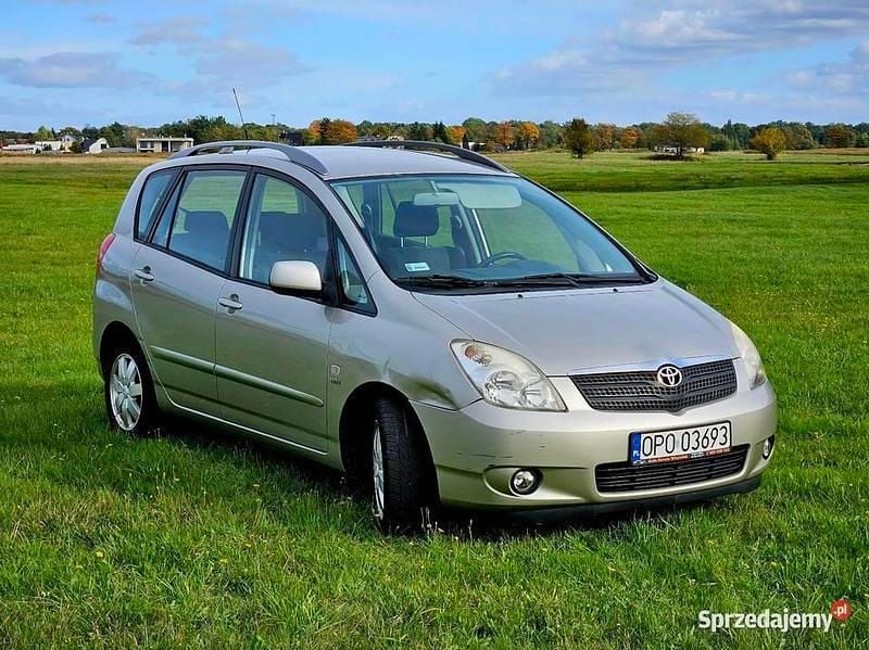 Używany 2002 Toyota Corolla Verso Minivan | 5000 zł - Obraz 1/4