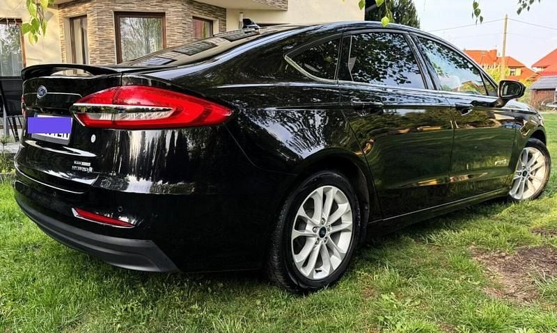 Czarny Używany 2019 Ford Fusion Sedan/Limuzyna | 66 000 zł (Drogi) - Obraz 1/4