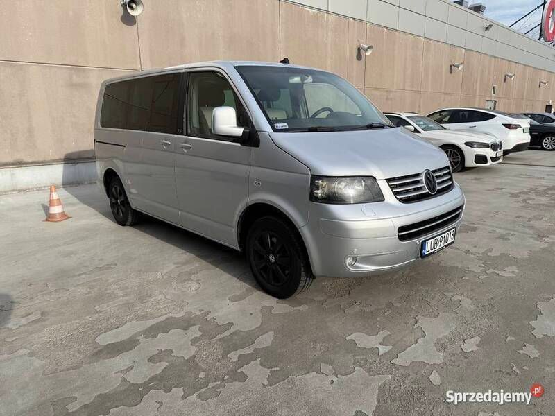 Używany VW T5 2009 Van