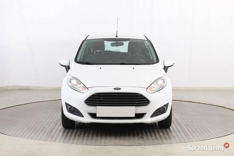 Biały Używany 2016 Ford Fiesta Hatchback | 21 999 zł (Dobra cena) - Obraz 1/4