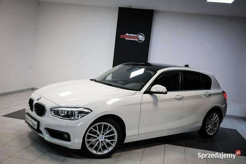 Biały Używany 2015 BMW 125 Hatchback | 59 900 zł - Obraz 1/4