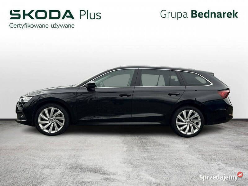 Czarny Używany 2021 Skoda Octavia Kombi | 104 900 zł (Drogi) - Obraz 1/4
