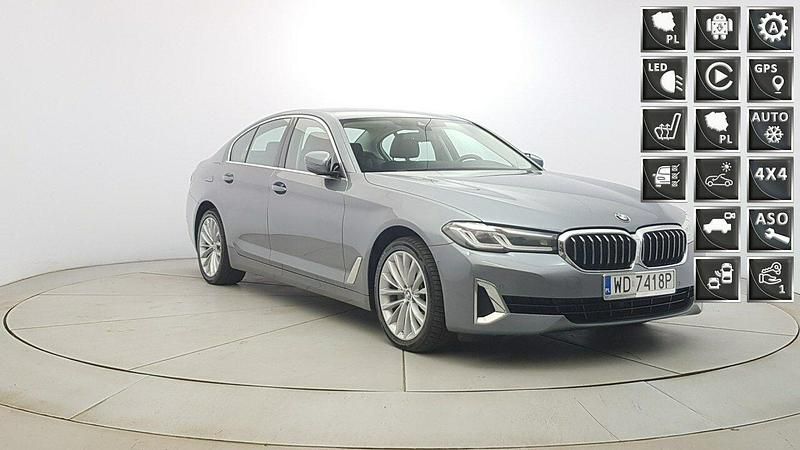 Srebrny Używany 2021 BMW 520 Luxury Line Sedan/Limuzyna | 149 850 zł (Dość drogi) - Obraz 1/4