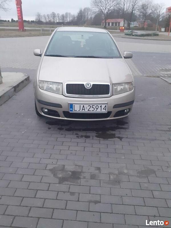 Używany Skoda Fabia 75 KM (55 kW) 2005 Inny kolor Hatchback