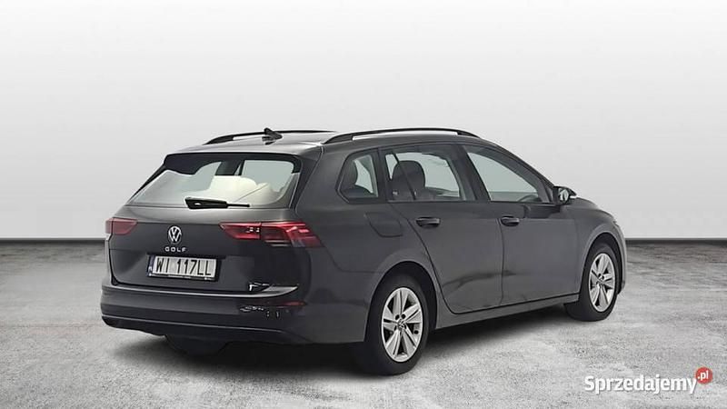 Używany VW Golf VIII Life 115 KM (84 kW) 2021 Szary Kombi