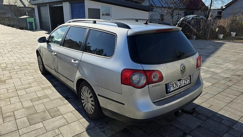 Używany VW Passat 2005 Srebrny Kombi