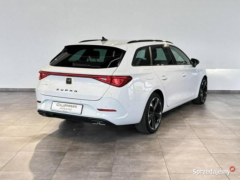 Biały Używany 2023 Cupra Leon Kombi | 108 900 zł (Uczciwa cena) - Obraz 1/4