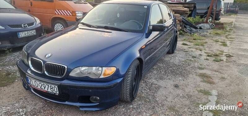 Używany BMW 330 2002 Niebieski Sedan/Limuzyna