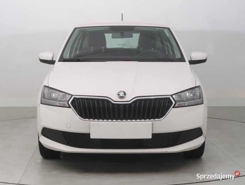 Biały Używany 2018 Skoda Fabia Kombi | 33 999 zł (Uczciwa cena) - Obraz 1/4