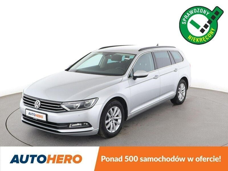 Srebrny Używany 2016 VW Passat Kombi | 58 900 zł (Uczciwa cena) - Obraz 1/3