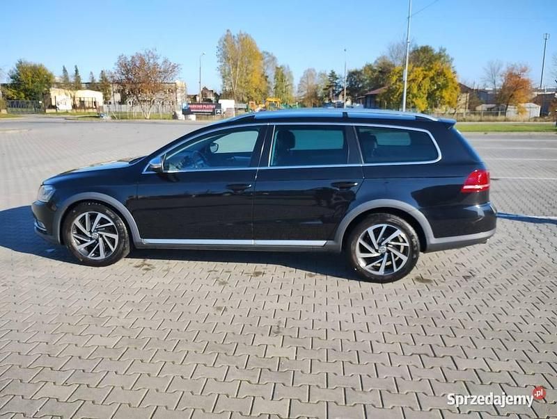 Używany VW Passat 2013 Czarny Kombi