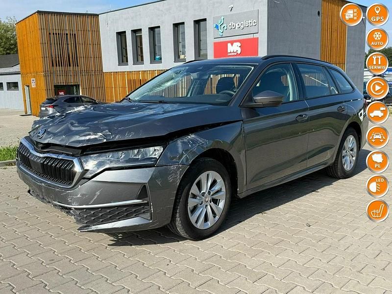 Szary (metalik) Używany 2024 Skoda Octavia Kombi | 49 900 zł - Obraz 1/4