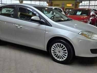 Srebrny Używany 2009 Fiat Bravo Hatchback | 13 900 zł (Uczciwa cena) - Obraz 1/3