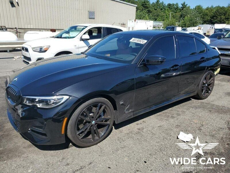 Czarny (metalik) Używany 2021 BMW 330 Sedan/Limuzyna | 81 000 zł - Obraz 1/4