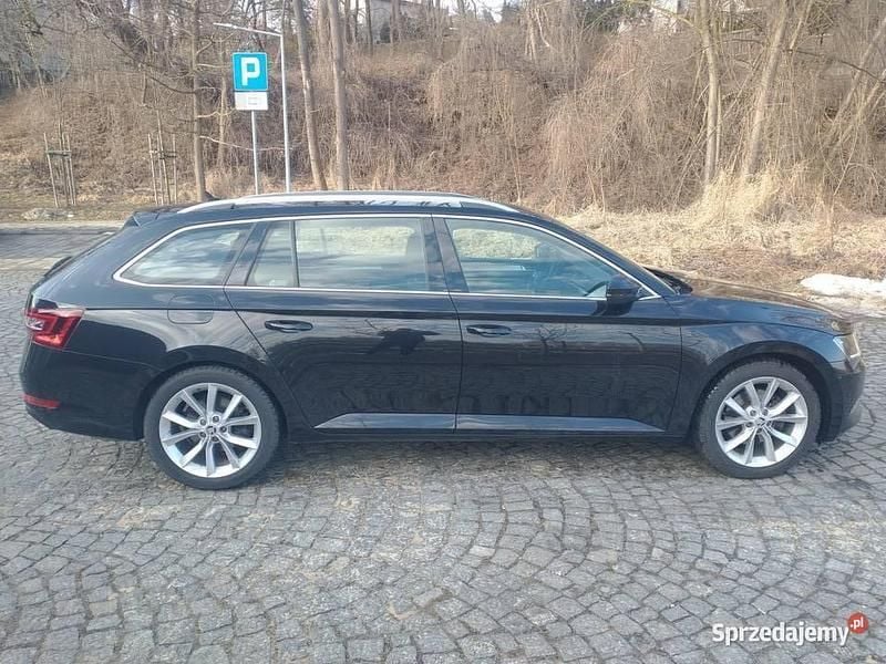 Używany Skoda Superb Ambition 150 KM (110 kW) 2019