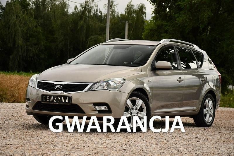 Beżowy (metalik, perła) Używany 2012 Kia Ceed Hatchback | 19 999 zł (Uczciwa cena) - Obraz 1/4