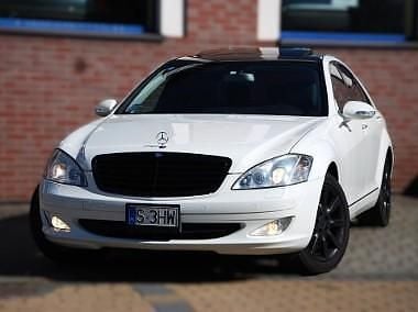 Używany Mercedes 350 272 KM (200 kW) 2007 Biały Sedan/Limuzyna