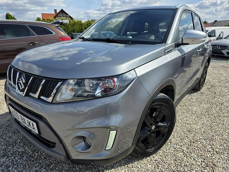 Szary (metalik) Używany 2016 Suzuki Vitara SUV | 64 900 zł (Uczciwa cena) - Obraz 1/4