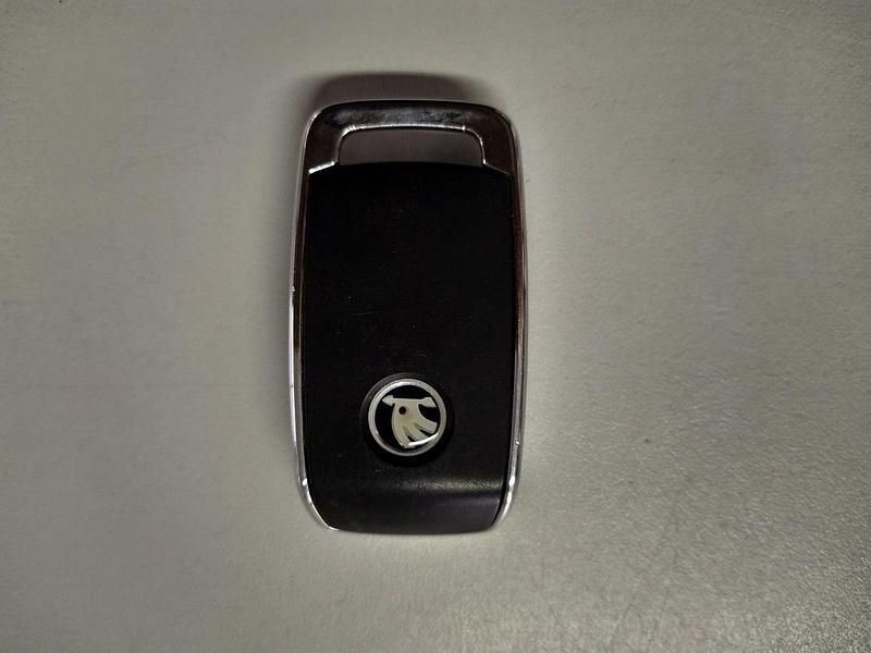 Używany Skoda Octavia 150 KM (110 kW) 2013 Niebieski Sedan/Limuzyna