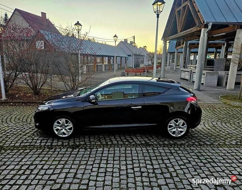 Czarny Używany 2010 Renault Mégane Coupé Coupe | 11 900 zł - Obraz 1/4